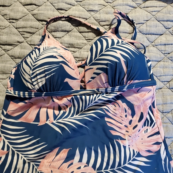 🆕️Bathing suit tankini NWT - Picture 1 of 6